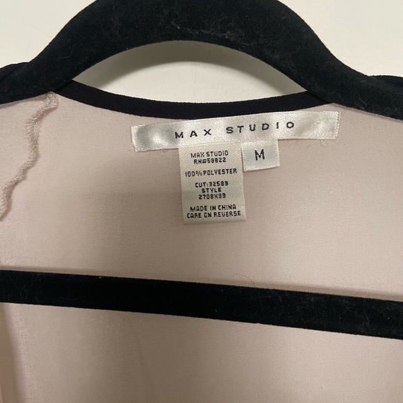 Flowy blouse - Picture 3 of 3